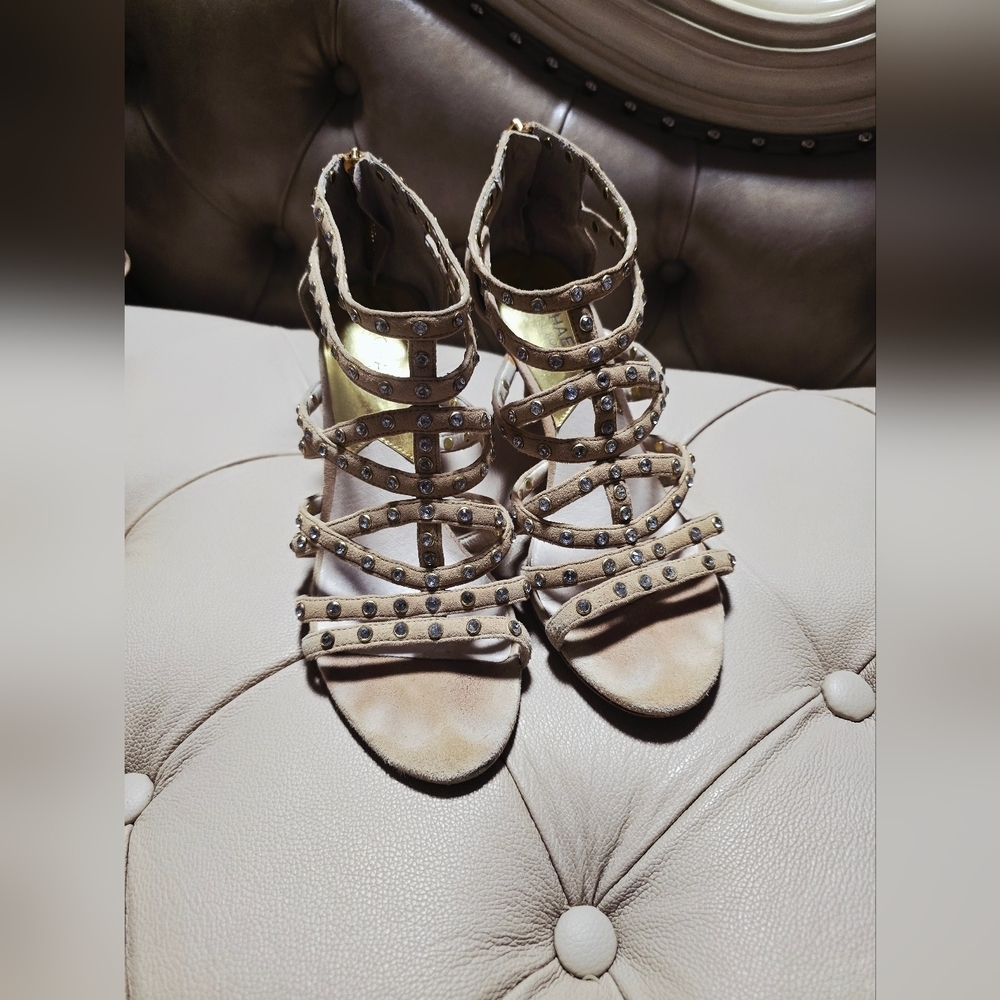 Michael Kors Gold Studded Strappy Heels Beige Nude Suede Leather Zipper Size 8